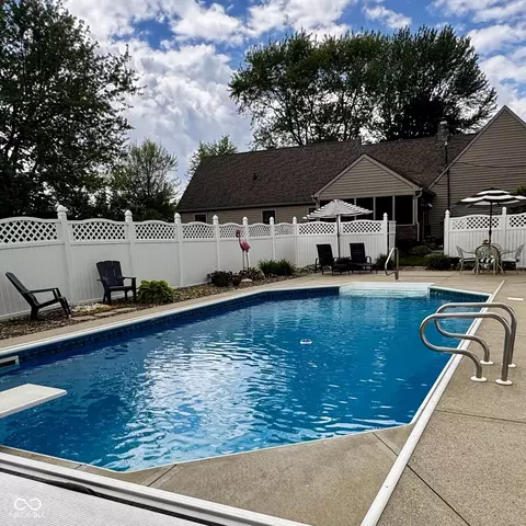 Exterior - 3559 S County Road 475 E, Plainfield, IN 46168 photo 10 of 23