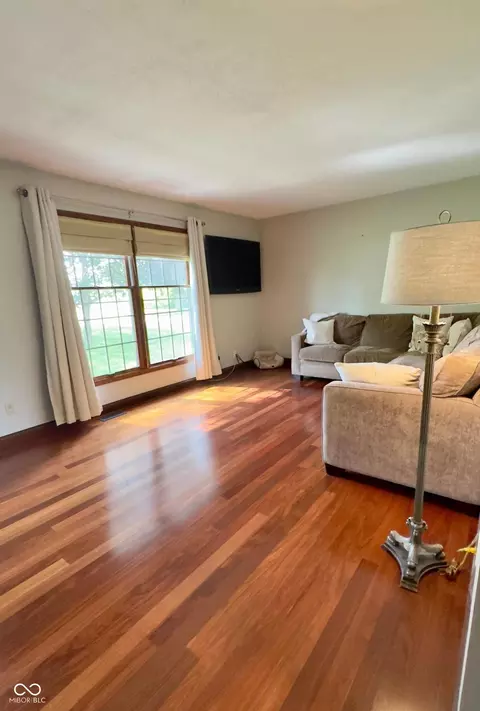 Living - 3559 S County Road 475 E, Plainfield, IN 46168 photo 2 of 2