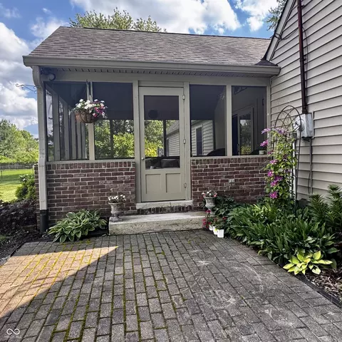 Exterior - 3559 S County Road 475 E, Plainfield, IN 46168 photo 14 of 23