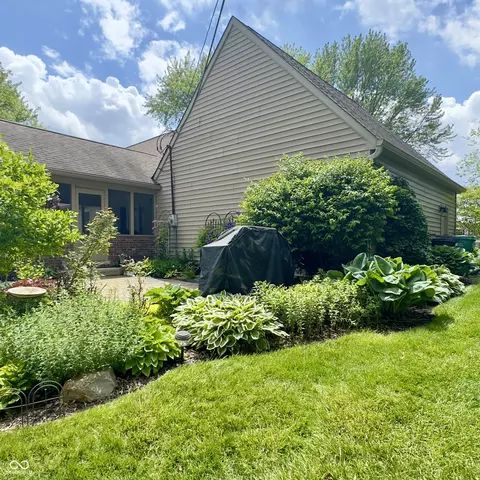 Exterior - 3559 S County Road 475 E, Plainfield, IN 46168 photo 15 of 23