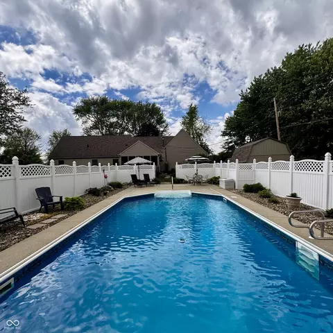 Exterior - 3559 S County Road 475 E, Plainfield, IN 46168 photo 9 of 23