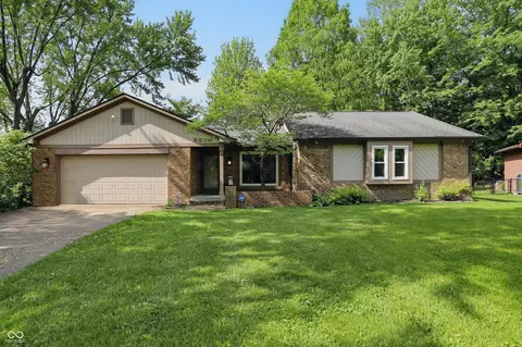 8218 San Carlos Ct, Indianapolis, IN 46256