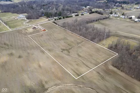 0 250 E, Columbus, IN 47201