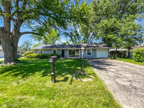 616 W Michigan St, Greenfield, IN 46140