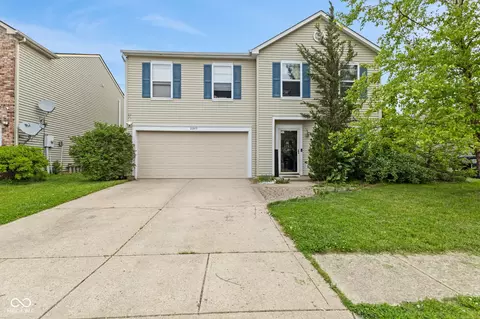 2249 Blossom Dr, Greenwood, IN 46143