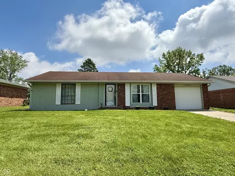 539 Willow Dr, Danville, IN 46122