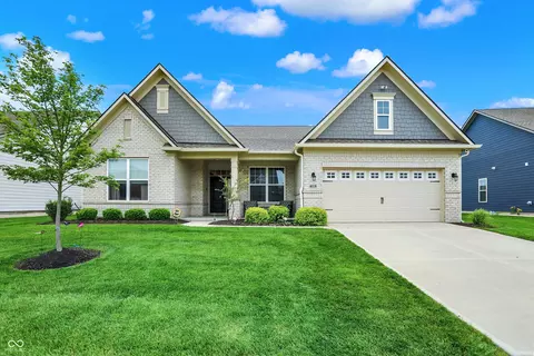 3592 Gillsland Rd, Bargersville, IN 46106