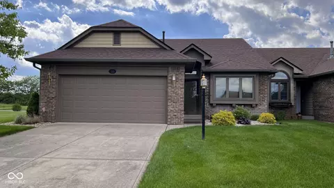 326 Kilpatrick Ct, Edinburgh, IN 46124
