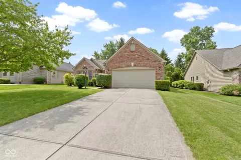 7335 Pymbroke Dr, Fishers, IN 46038