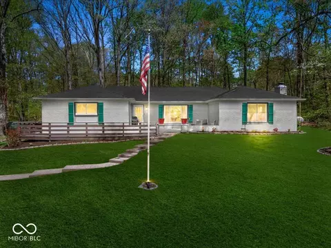 8581 N Goat Hollow Rd, Mooresville, IN 46158