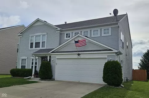 3292 Underwood Dr, Whiteland, IN 46184
