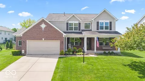 8635 Nolan Dr, Fishers, IN 46038