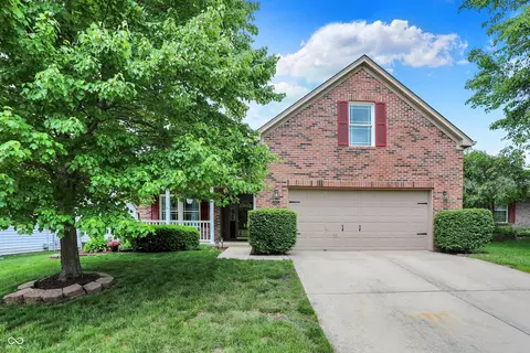 10412 Cedar Dr, Fishers, IN 46037