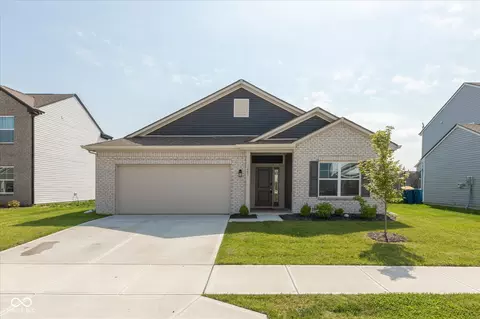 1483 Paper Birch Dr, Sheridan, IN 46069