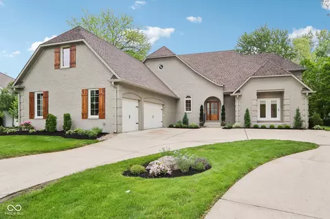 5786 E Fall Creek Pkwy N Dr, Indianapolis, IN 46226