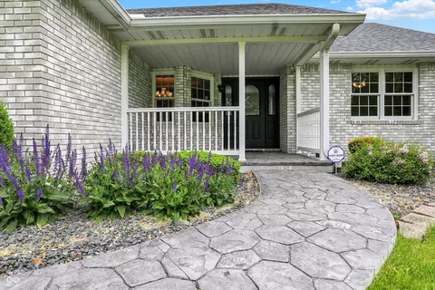 Exterior - 6190 S 425 W, Pendleton, IN 46064 photo 3 of 12