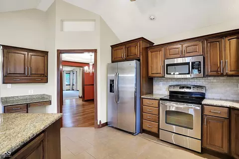 Kitchen - 6190 S 425 W, Pendleton, IN 46064 photo 5 of 5