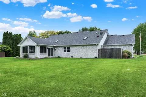 Exterior - 6190 S 425 W, Pendleton, IN 46064 photo 8 of 12