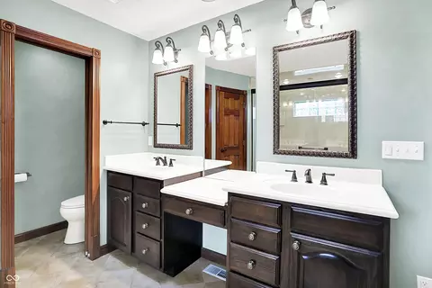 Bath - 6190 S 425 W, Pendleton, IN 46064 photo 3 of 8