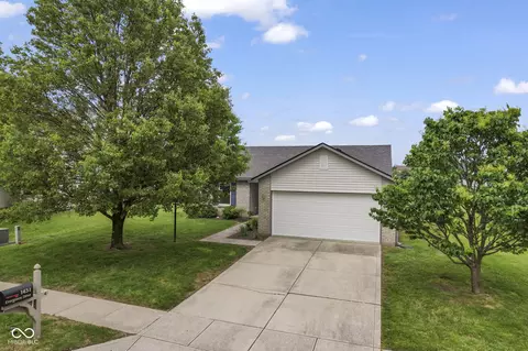 1431 Evergreen Dr, Greenfield, IN 46140