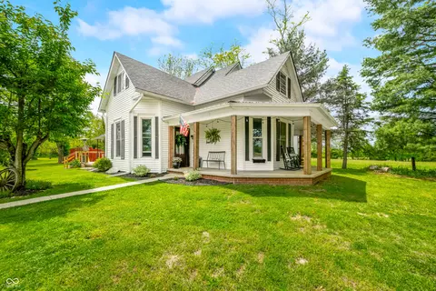 5335 W 550 S, Trafalgar, IN 46181