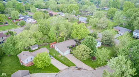 8206 Bull Run Ct, Indianapolis, IN 46227