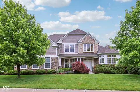 3744 Abney Point Dr, Zionsville, IN 46077