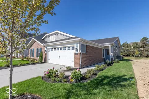 7346 Broadview Ln, Mccordsville, IN 46055