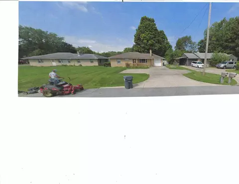 4441 S 4435 4447 S Scatterfield Rd, Anderson Se, IN 46013