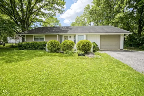 2807 Westleigh Dr, Indianapolis, IN 46268