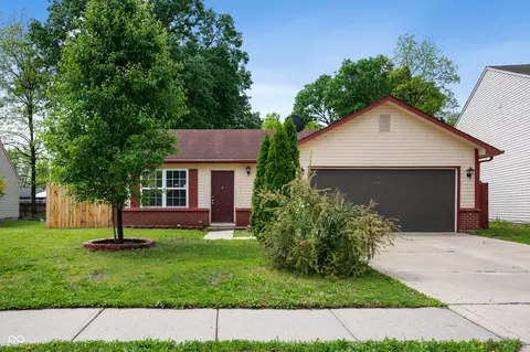 6715 Wandering Way, Indianapolis, IN 46241