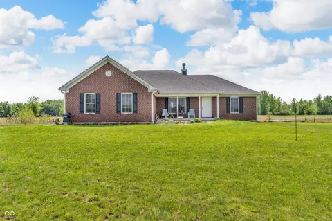 3319 E 700 N, Whiteland, IN 46184