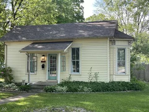 404 Pearl St, Pendleton, IN 46064