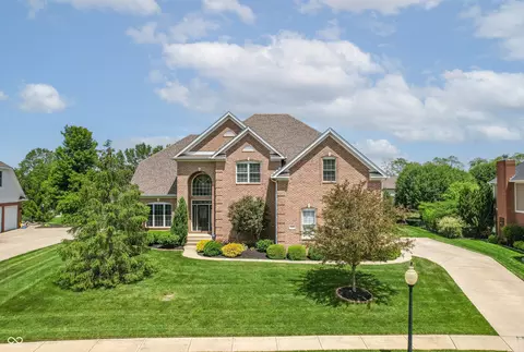 4368 W Eagle Trce, New Palestine, IN 46163