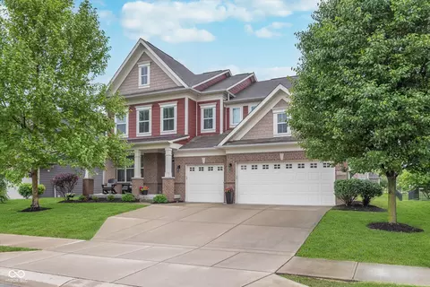14075 Knightstown Dr E, Carmel, IN 46033
