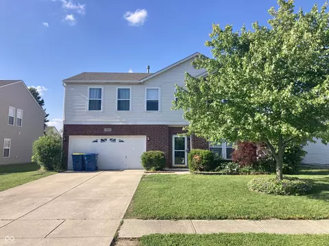 6824 W Philadelphia Dr, Mccordsville, IN 46055