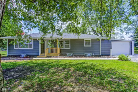 5941 North St, Stilesville, IN 46180