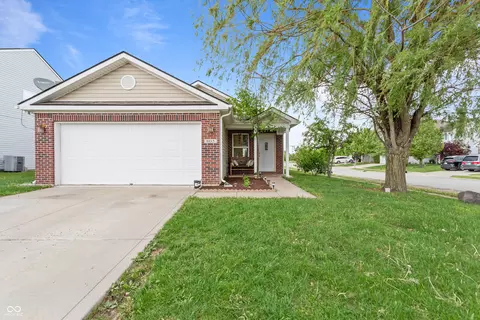 805 Sunvista Dr, Avon, IN 46123