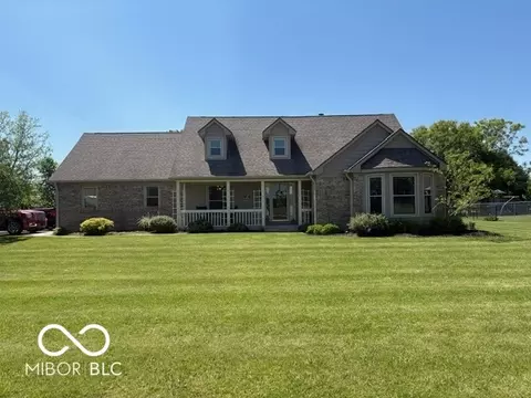 916 N County Road 500 E, Avon, IN 46123