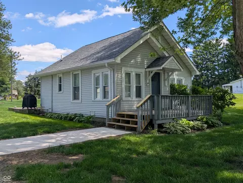 776 S Donald St, Rushville, IN 46173