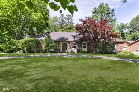 7734 Hoover Rd, Indianapolis, IN 46260