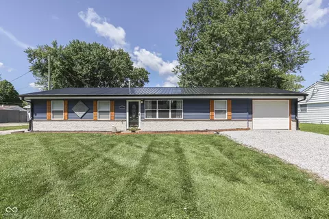 1082 Galaxie Dr, Greenwood, IN 46142