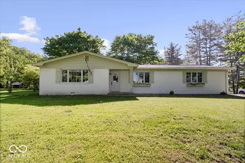305 N 1100 E, Zionsville, IN 46077