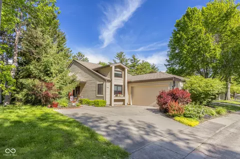 740 Carya Sq, Columbus, IN 47201
