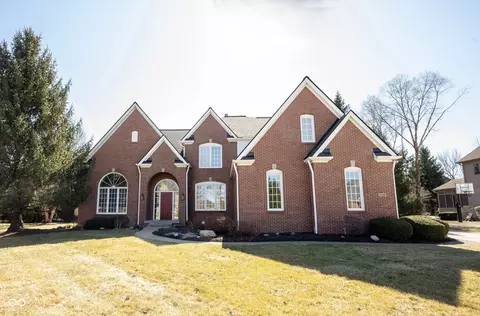 10390 Tremont Dr, Fishers, IN 46037
