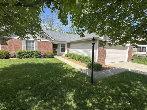 12301 Winding Creek Cir, Indianapolis, IN 46236