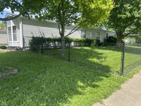 Exterior - 3161 Compass Dr, Franklin, IN 46131 photo 1 of 5