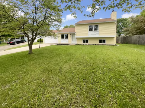 1464 Scarlett Ct, Franklin, IN 46131