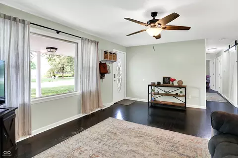356 Daugherty St, Columbus, IN 47201 photo 6