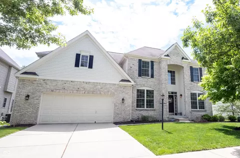 12093 Ashland Dr, Fishers, IN 46037